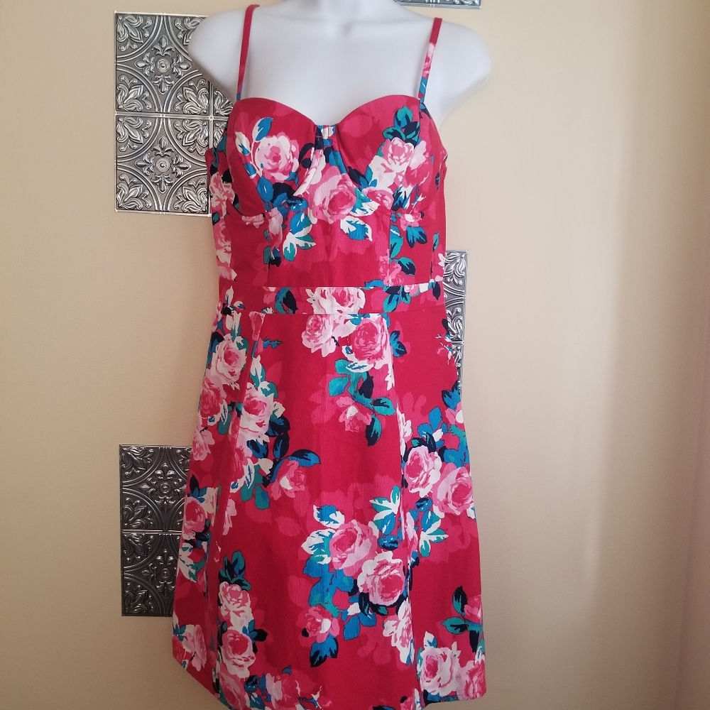 Jessica Simpson NWT Structured Sundress Sz M